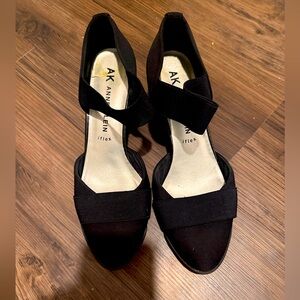 Anne Klein Ted wedge Pump
